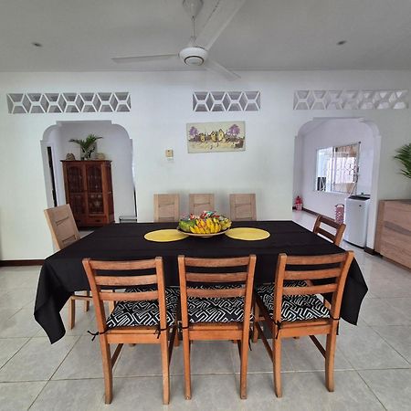 Kaz Memel Villa Beau Vallon  Buitenkant foto