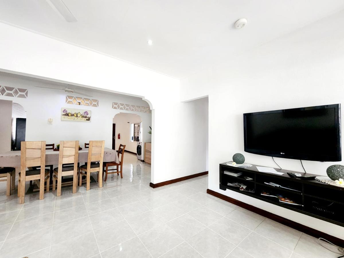 Kaz Memel Villa Beau Vallon  Buitenkant foto